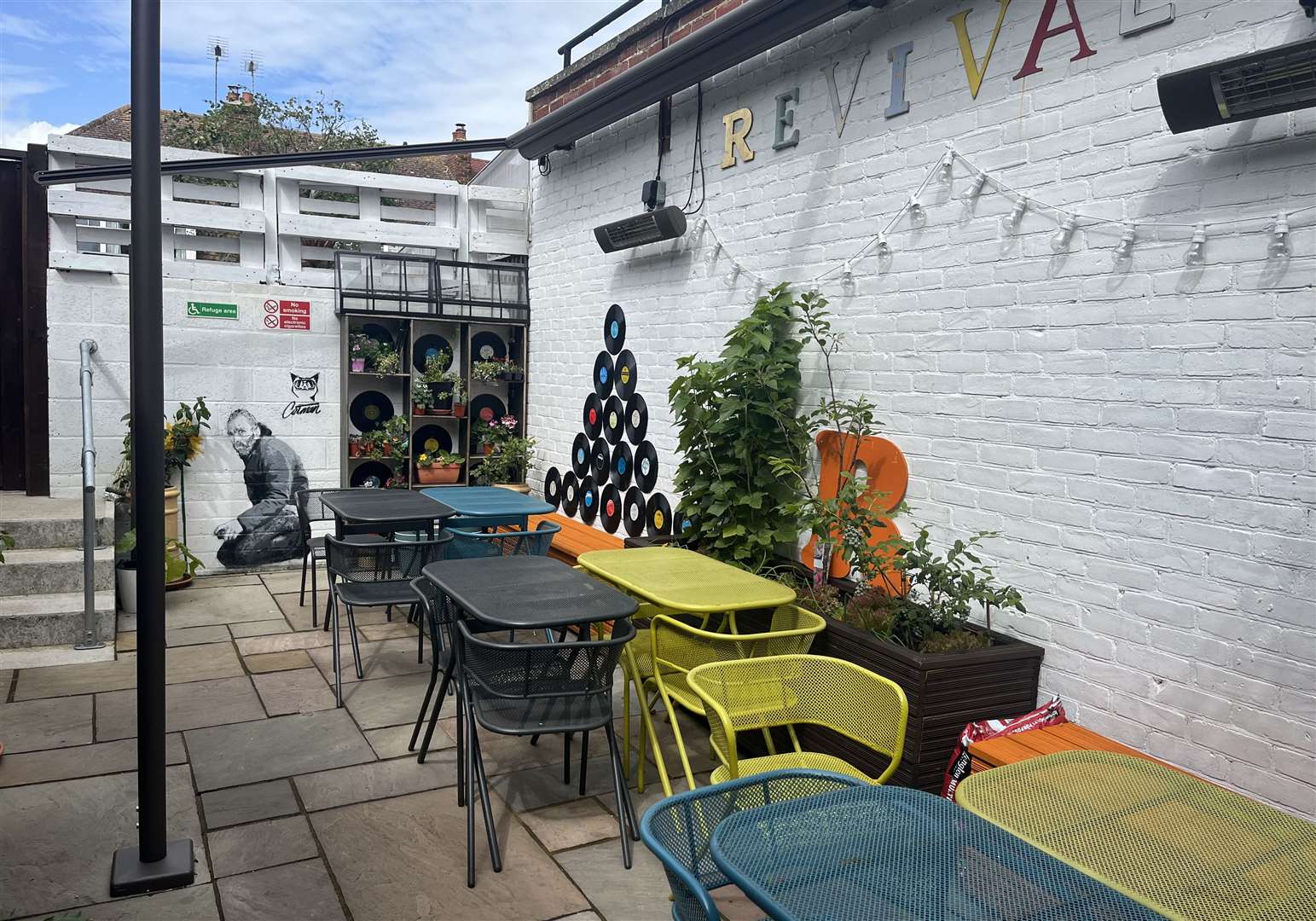 There are fears that the garden behind the Revival Food and Mood Cafe in Whitstable will be overlooked by proposals for three apartments next door.